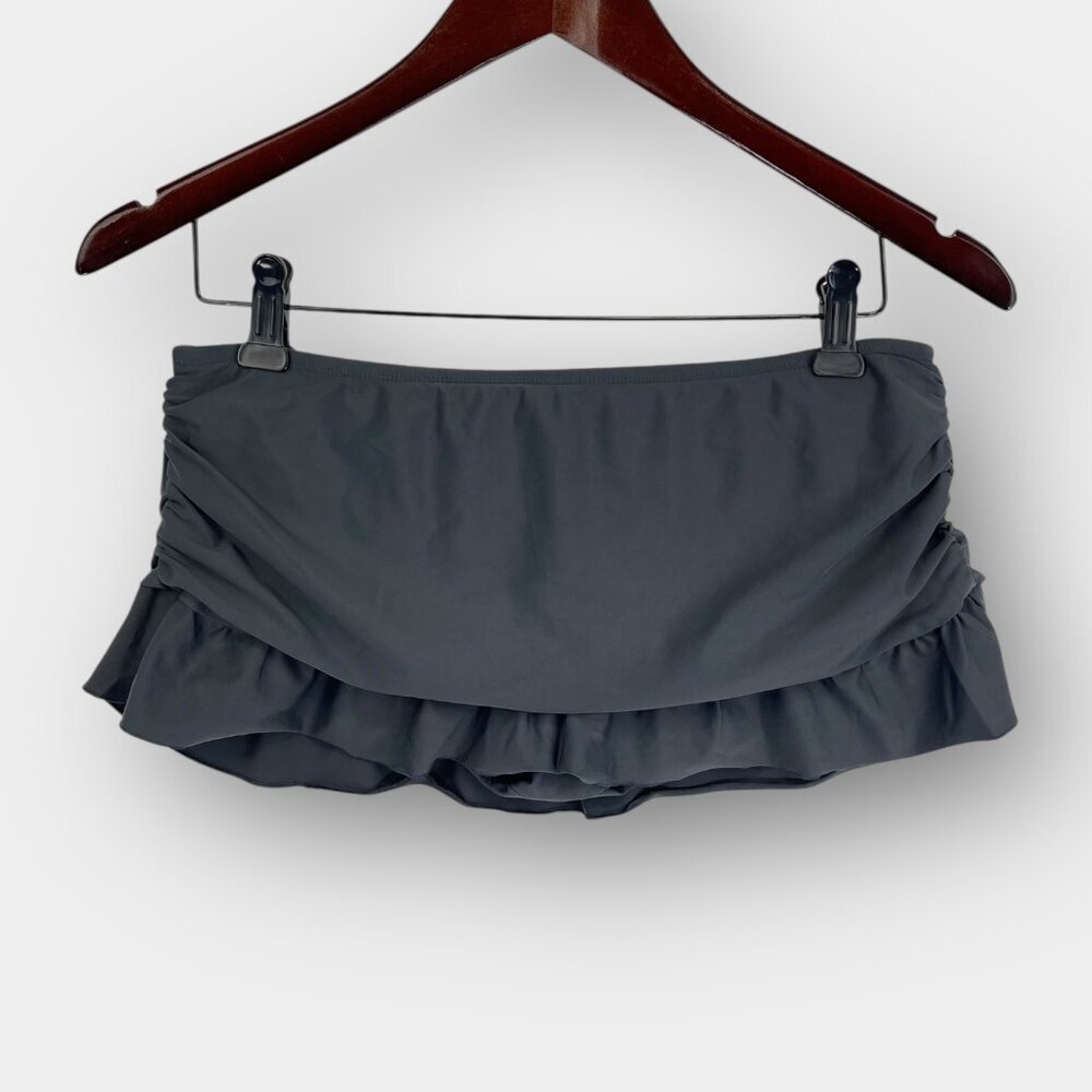 Skye Women’s Ruched Skirted Bikini Bottom M Gray Ruffle Hem Stretch Swim Skort